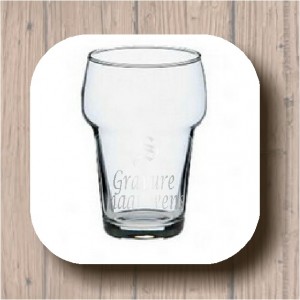 bierglas_stapel_gravure